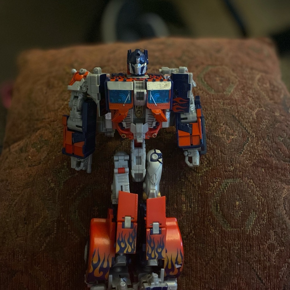 Transforming Robot Toy - Blue and Red